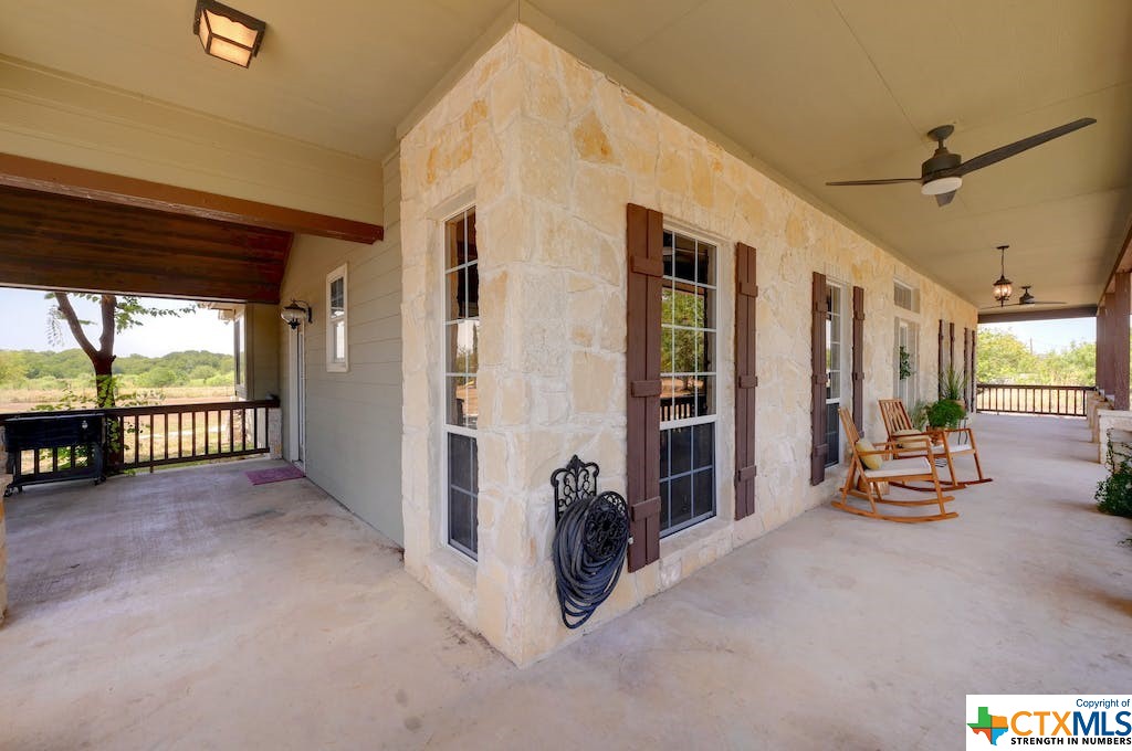 1270 Martindale Falls: Spacious front porch