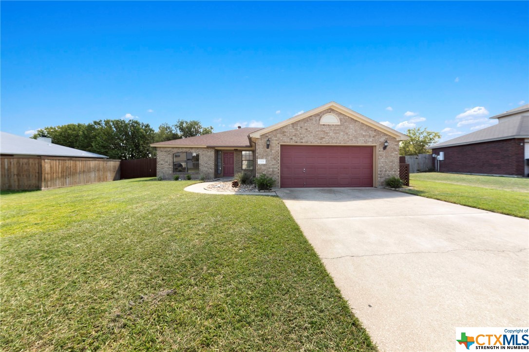 1308 Waterford Drive, Killeen, Texas 76542, 3 Bedrooms Bedrooms, 5 Rooms Rooms,2 BathroomsBathrooms,Residential,For Sale,1308 Waterford Drive,486842
