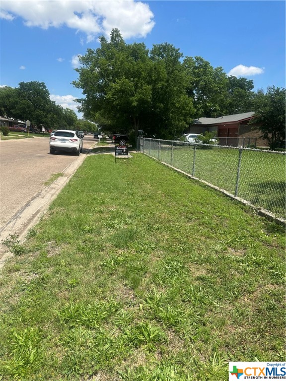 This residential corner lot in a great location. Come build your dream home. This lot is close to Highway I-14 and has easy access to Ft. Cavasos.