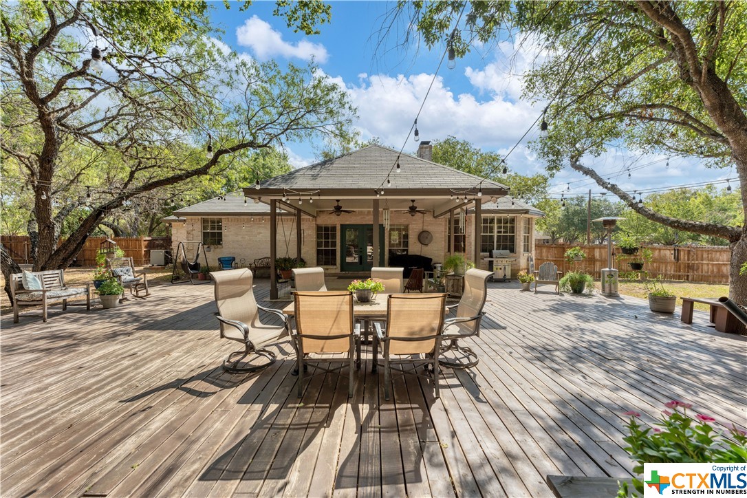 511 Spring Hollow Drive, New Braunfels, Texas image 39