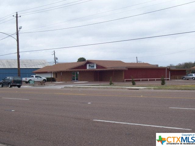 This property is located on a highly sought after area of Victoria! This 2.2 acre site is on US Hwy N 59 corridor [Houston Hwy]. Very high traffic count and lots of building activity in this stretch of Houston Hwy. The building has approximately 8,246 sq ft. This location is a great site for developing: Car wash, restaurant, medical offices, medical clinic, strip retail center, motel, retail store, apartments or for any type of business.