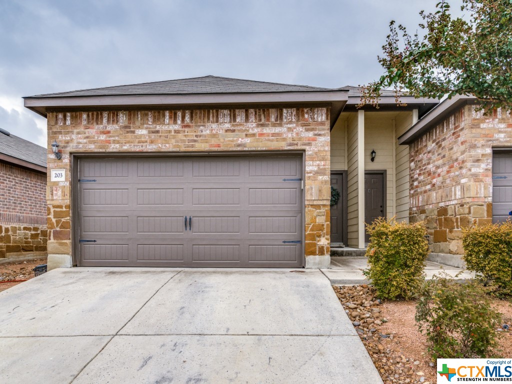 Here's your golden opportunity to secure a prime income-producing duplex in a tranquil neighborhood of New Braunfels
