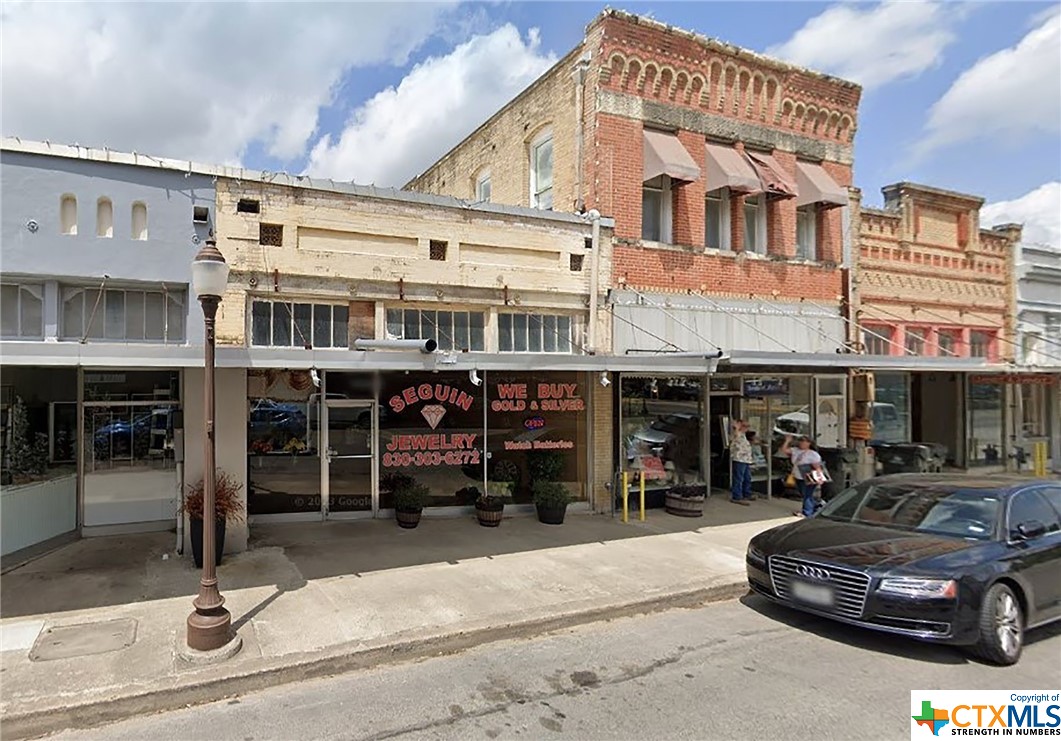 Check out this stellar opportunity with potential income producing, tenant occupied commercial building. Close proximity from the Guadalupe County Courthouse in the Downtown Historic District and multiple traffic light intersections provides a steady flow of high traffic volume. There is historic charm in the architecture that reinforces the overall downtown lifestyle. Currently operating as a jewelry shop with large front window signage, back repair workshop, private restroom, and upstairs storage space.