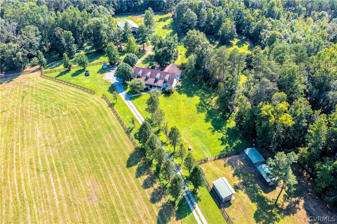 A stunning aerial view of the property. This farm boast 30.228 acres.