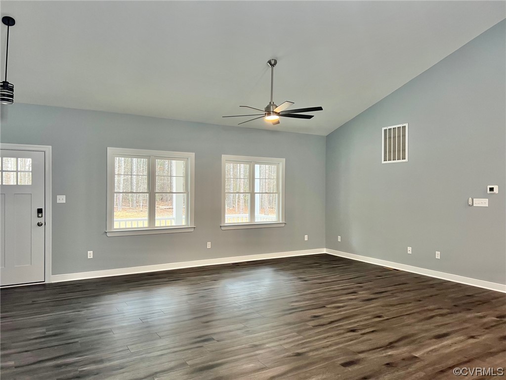 Family Room - Similar completed home