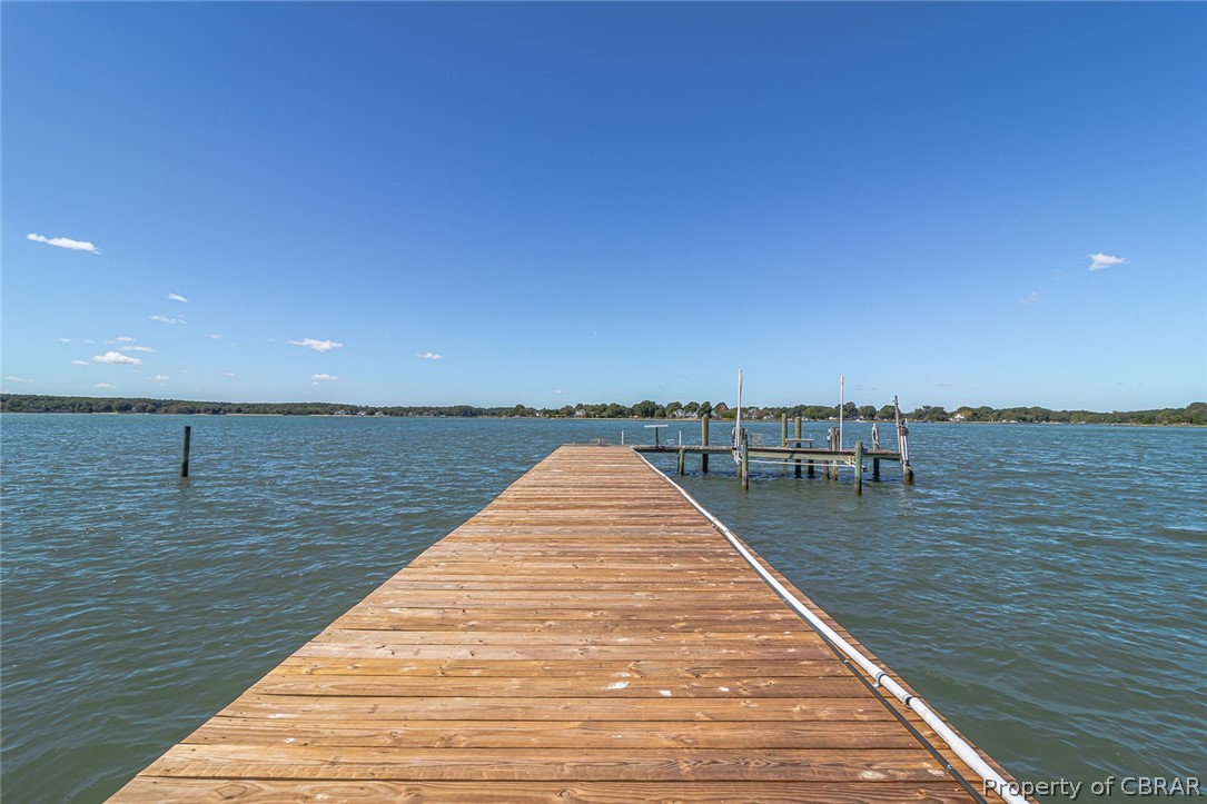 Pier with lifts for boat & jet ski