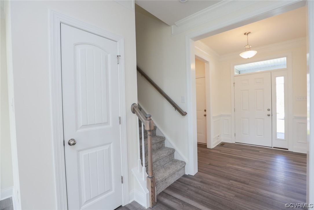 You'll love this MOVE-IN READY home in the Castleton community, adjacent to the Virginia Capitol Trail. Enjoy relaxing on your back patio and all of the amenities Castleton has to offer: lazy weekends at the pool, playground, and clubhouse!