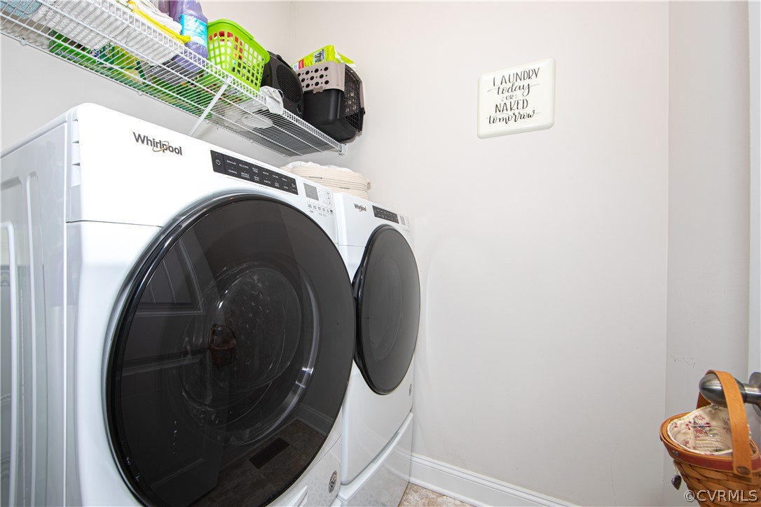 1st level laundry room