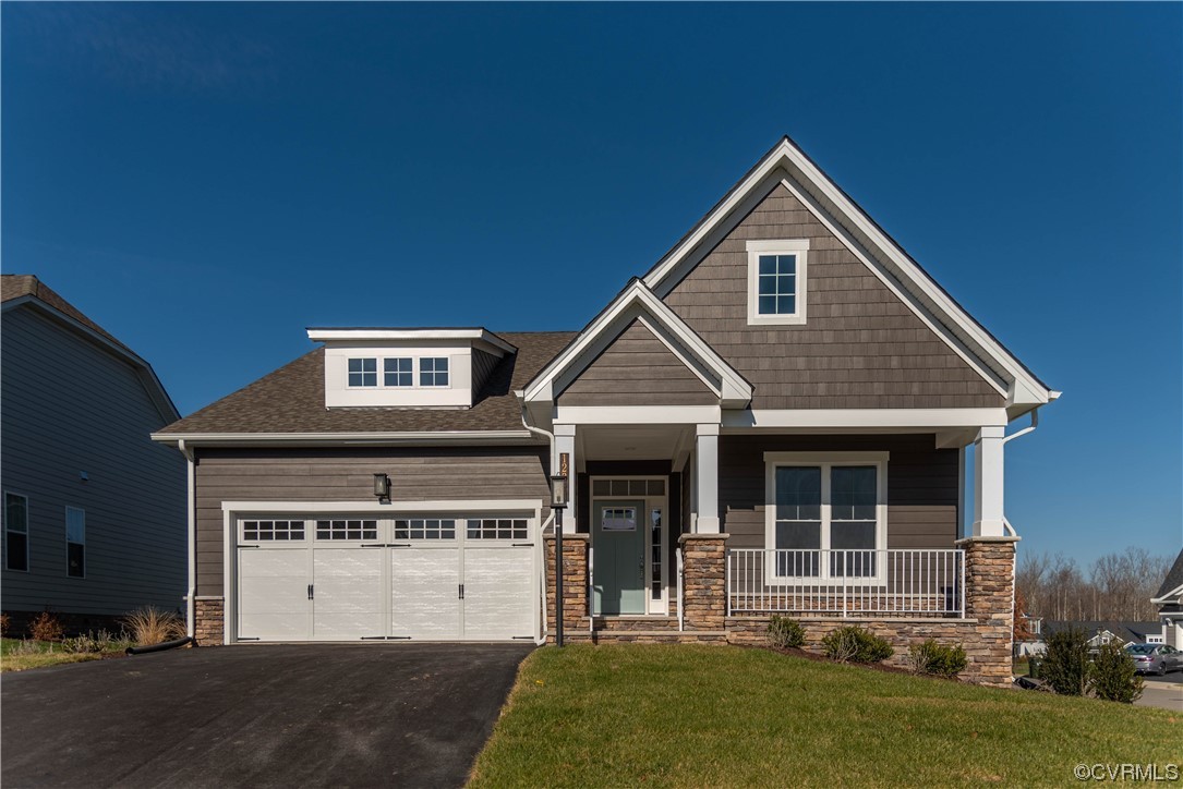 Cedar Plan can be built now! These photos are of the Cedar plan in another community and may demonstrate optional finishes. This home can be built in Kenbrook now!