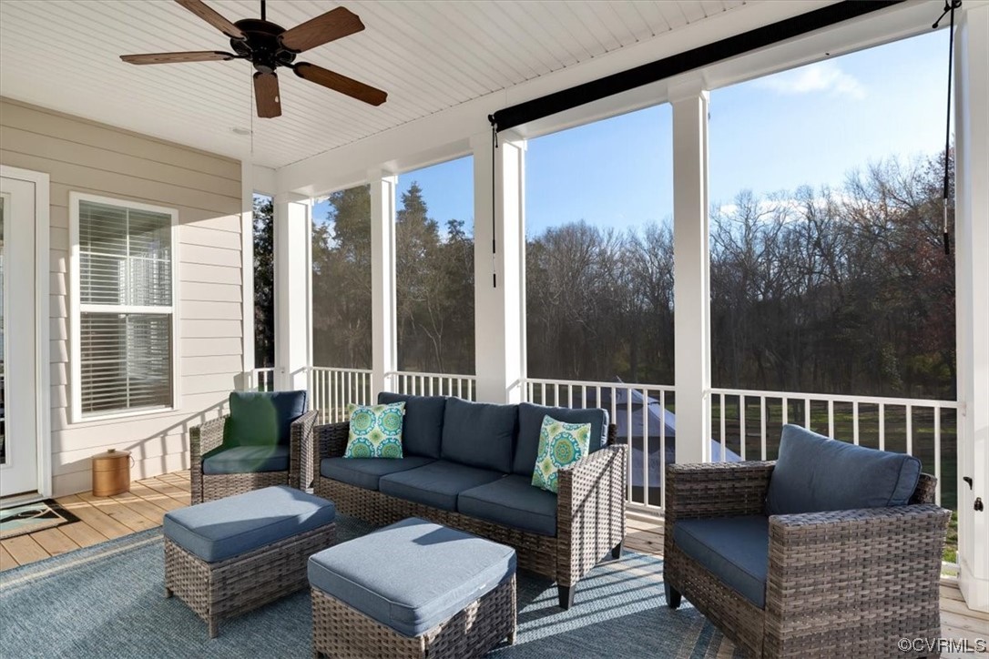 Screened-In Porch