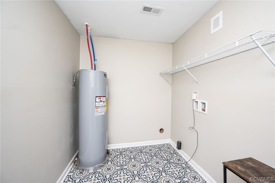 Washroom with water heater