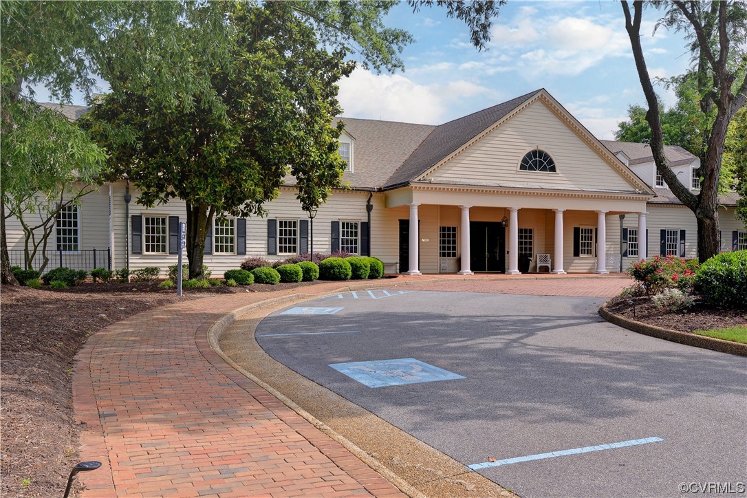 World-class amenities include a clubhouse that hosts more than 50 clubs, three 18-hole championship golf courses, two swimming pools, tennis and pickleball courts, playgrounds, picnic areas and miles of walking trails.