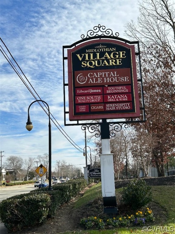 Enjoy all of the amenities of living in The Village of Midlothian
