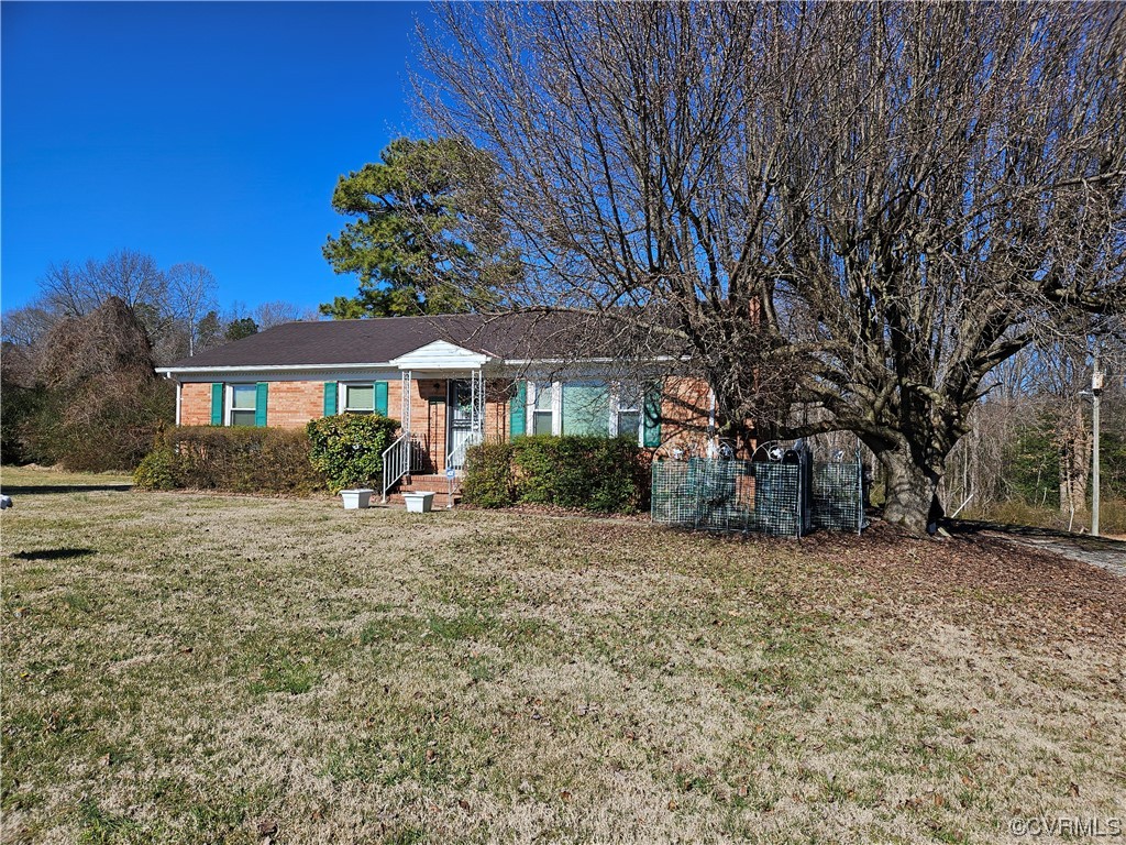 17539 New Baltimore Rd, Milford, Virginia 22514, 3 Bedrooms Bedrooms, ,1 BathroomBathrooms,Residential,For sale,17539 New Baltimore Rd,2403158 MLS # 2403158
