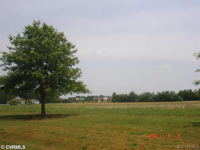 Land/Lot -  Building lot in community of quality h