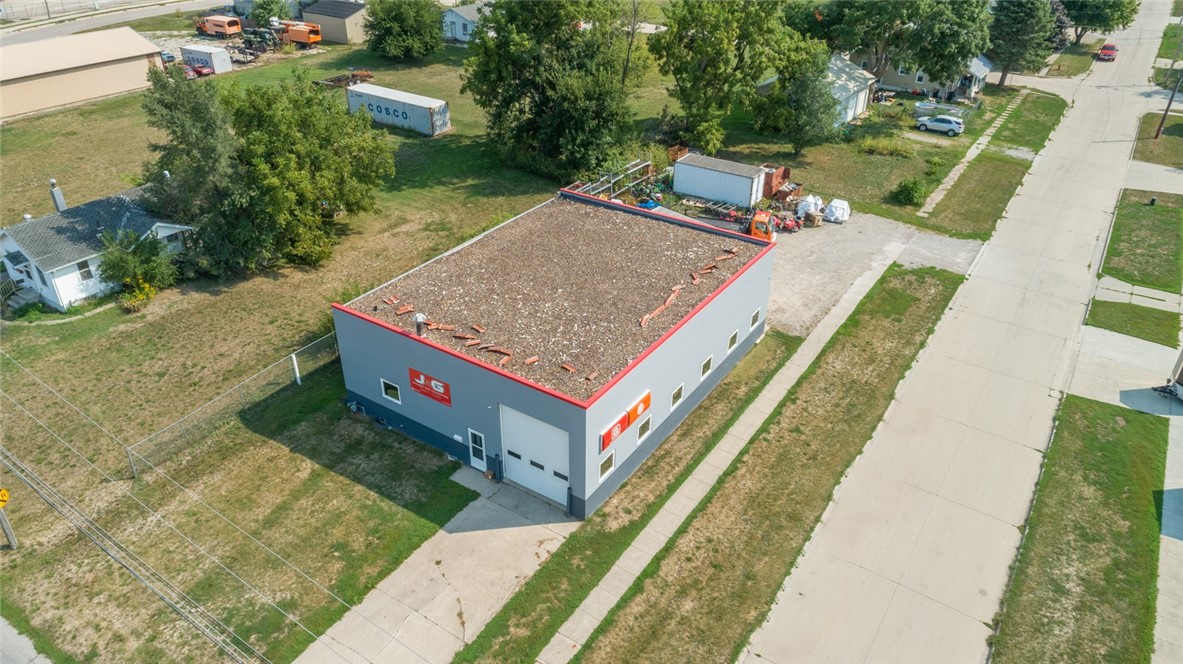 1004 8th Street, Newton, Iowa 50208, ,Commercial Sale,For Sale,8th,659868