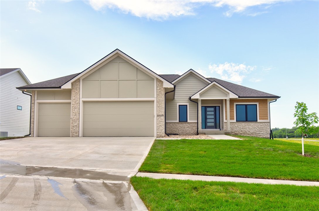 18016 Tanglewood Drive, Clive, Iowa 50325, ,Land,For Sale,Tanglewood,663163