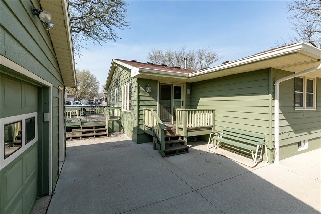 890 3rd Street, Waukee, Iowa 50263, 2 Bedrooms Bedrooms, ,Residential,For Sale,3rd,671434