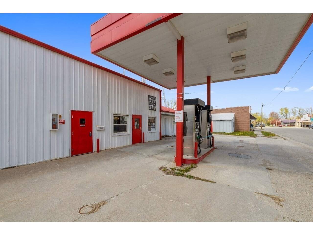 401 West Street, New Virginia, Iowa 50210, ,Commercial Sale,For Sale,West,680616