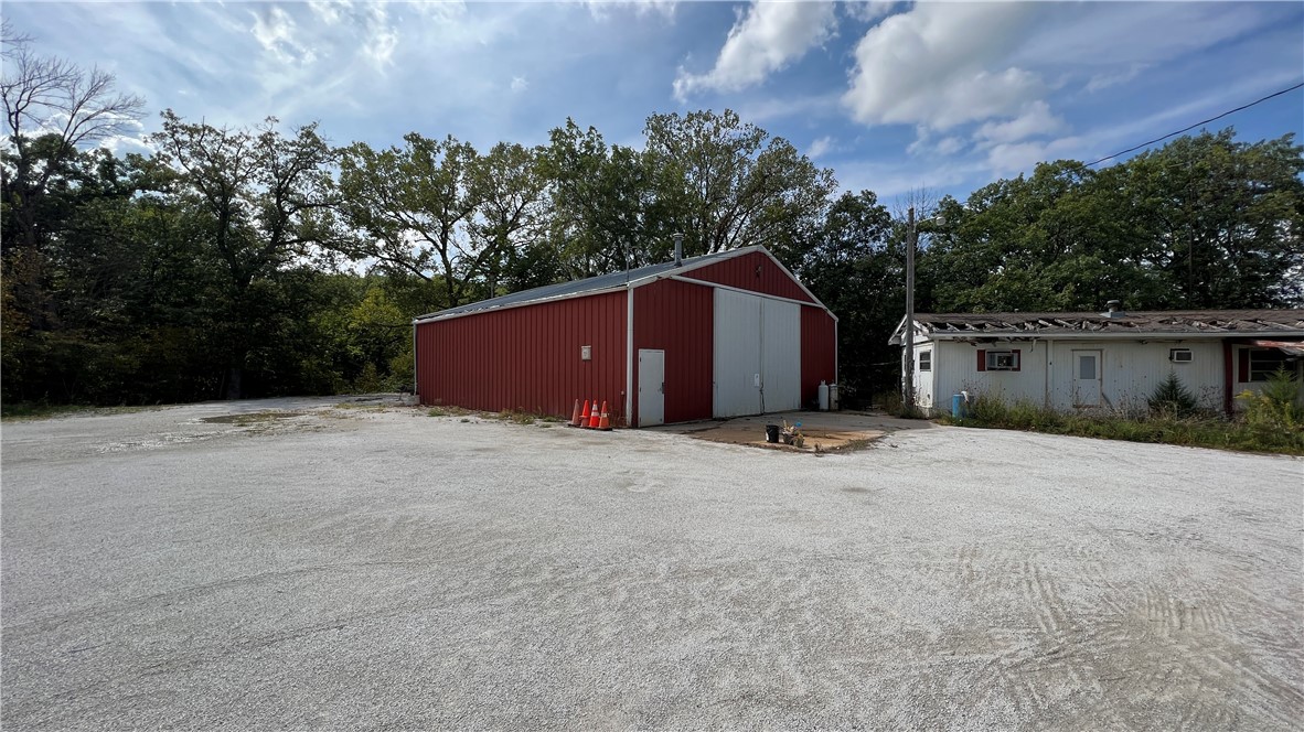 16523 320th Way, Earlham, Iowa 50072, ,Land,For Sale,320th,681855