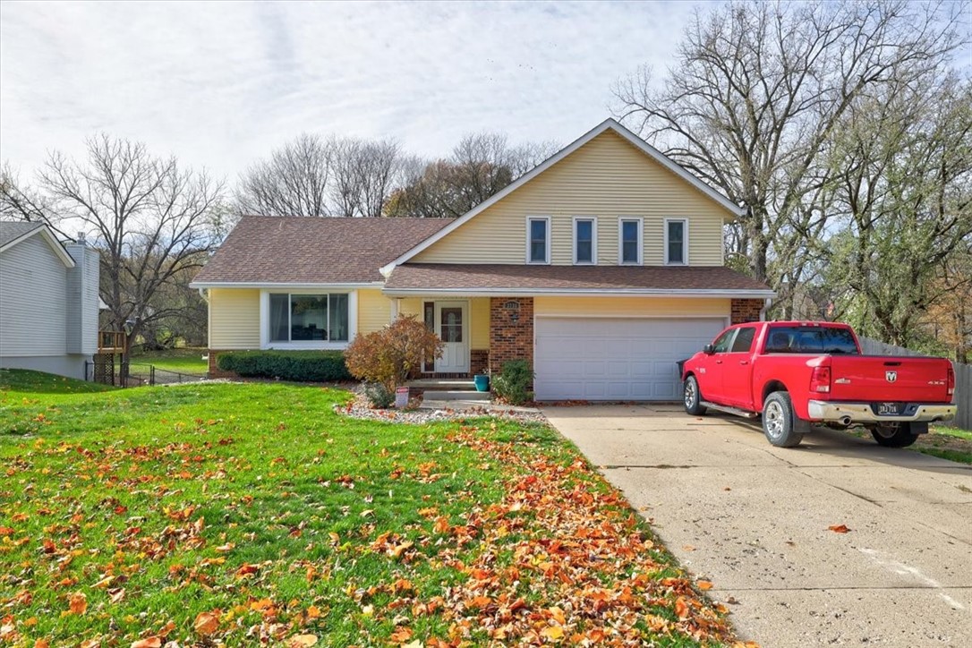 3736 33rd Street, Des Moines, Iowa 50321, 3 Bedrooms Bedrooms, ,1 BathroomBathrooms,Residential,For Sale,33rd,684722