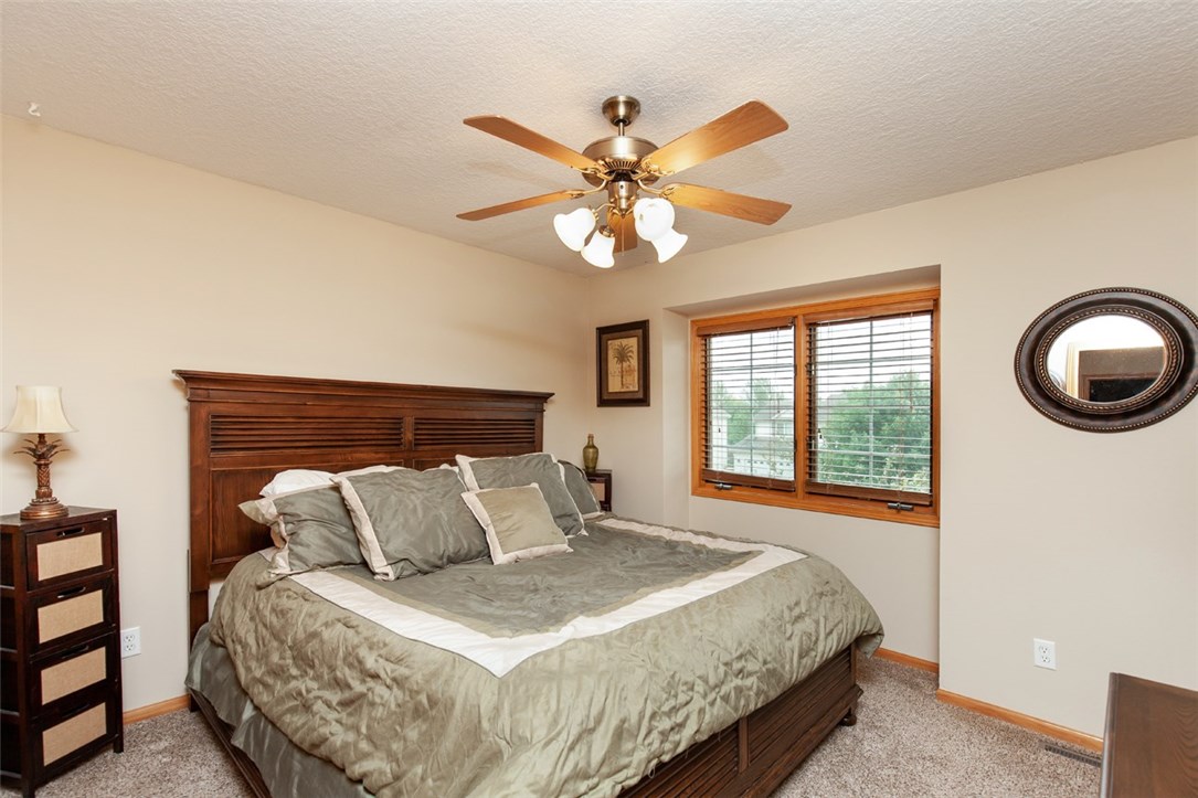 850 Cedar Street, Iowa 50263, 4 Bedrooms Bedrooms, ,2 BathroomsBathrooms,Residential,For Sale,Cedar,591331