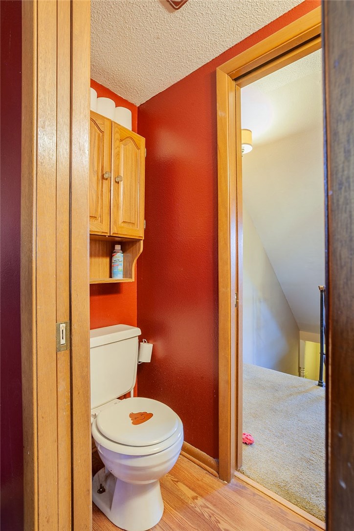 8104 Madison Avenue, Iowa 50322, ,2 BathroomsBathrooms,Residential,For Sale,Madison,594662
