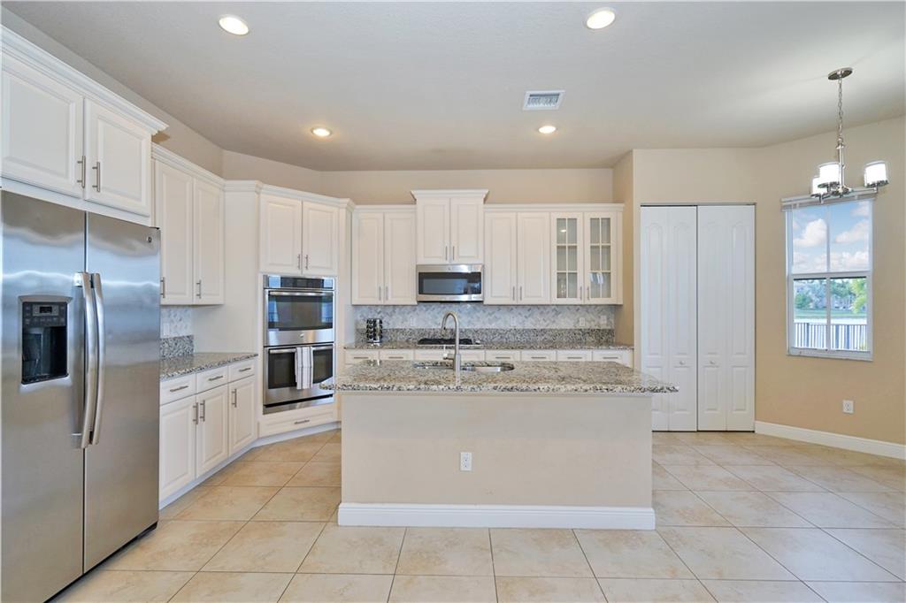 10091 Lake Vista Court