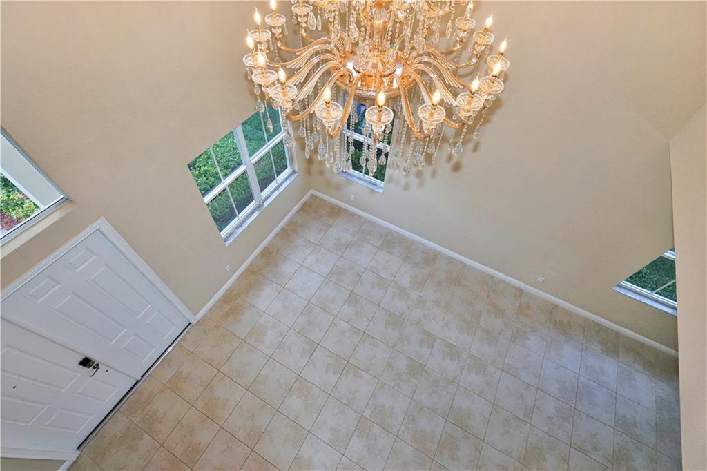 10091 Lake Vista Court