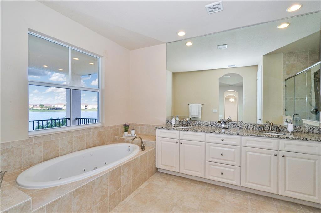10091 Lake Vista Court
