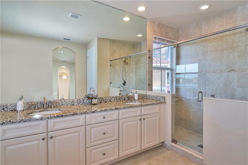 10091 Lake Vista Court