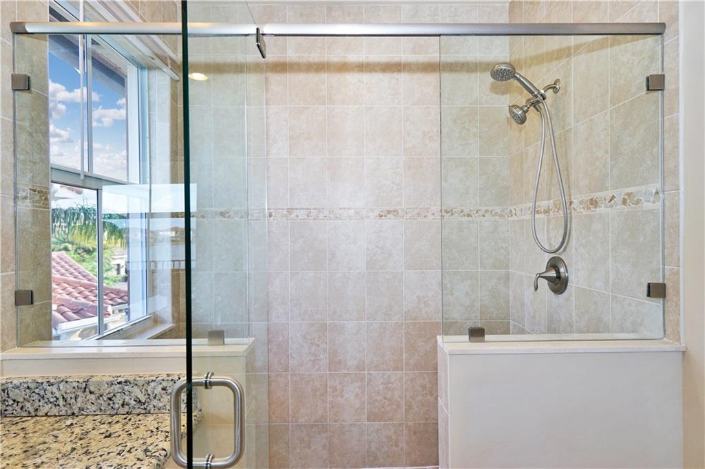 10091 Lake Vista Court