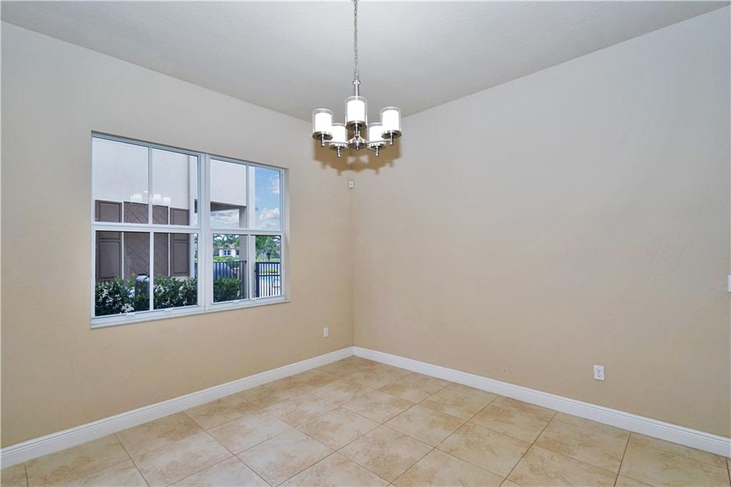 10091 Lake Vista Court