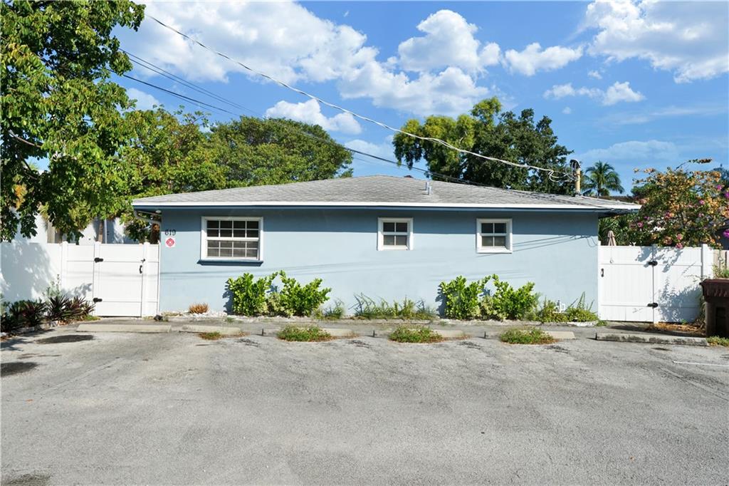 Homes for sale in North Lauderdale, FL | 619 Se 14Th Ct, North Lauderdale, FL | MLS# F10151135