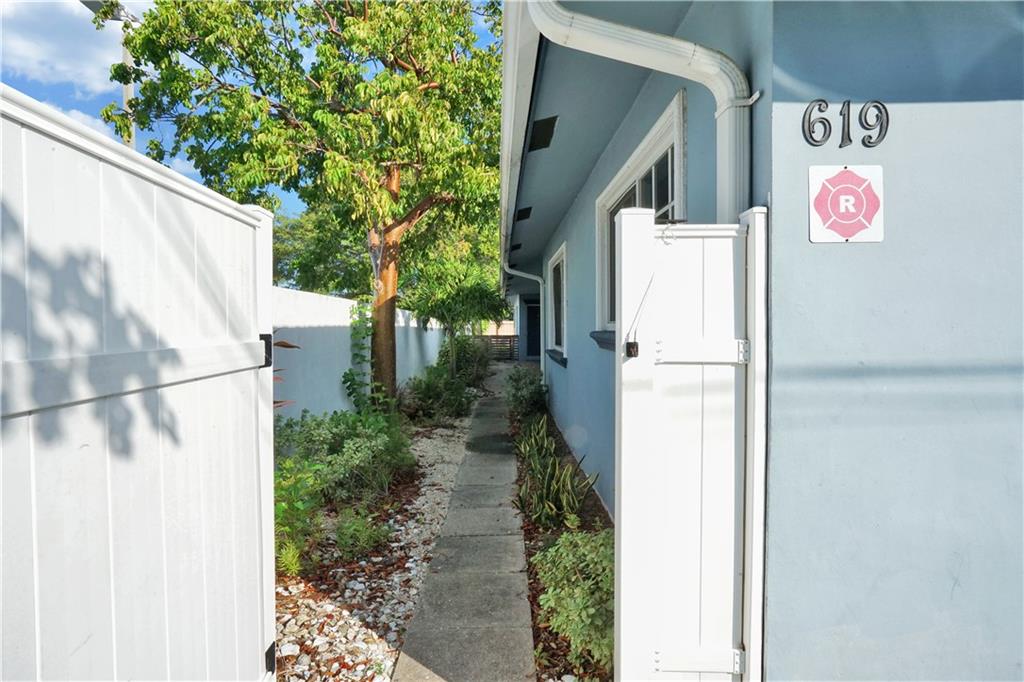 Homes for sale in North Lauderdale, FL | 619 Se 14Th Ct, North Lauderdale, FL | MLS# F10151135