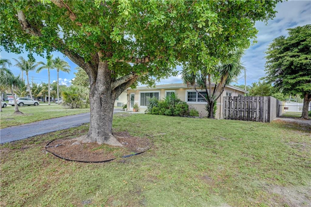 Great east side Pompano Beach home on an oversized lot with a fully fenced backyard. Marble flooring throughout, granite counters in kitchen. Plenty of room to park boat or RV, room for pool or expansion. Updated electric and ac 2016. Family friendly neighborhood close to the beach, expressways, shopping and dining.