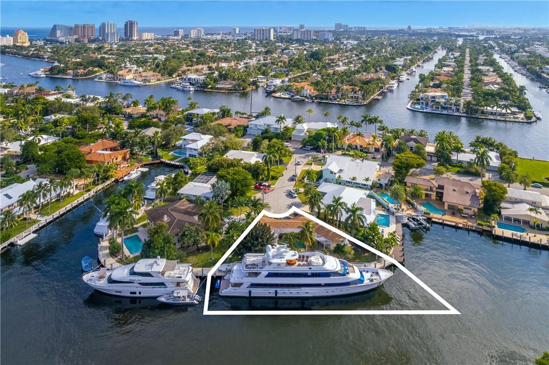 619 1st Key Dr, Fort Lauderdale, FL 33304