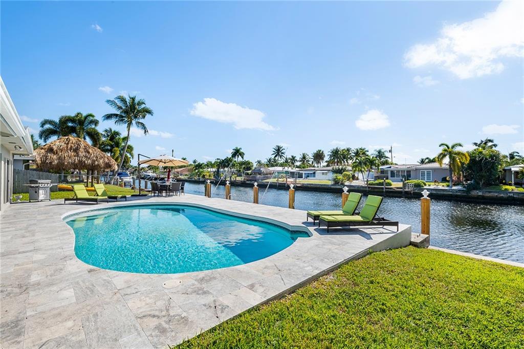 280 SE 3rd Ct, Pompano Beach, FL 33060