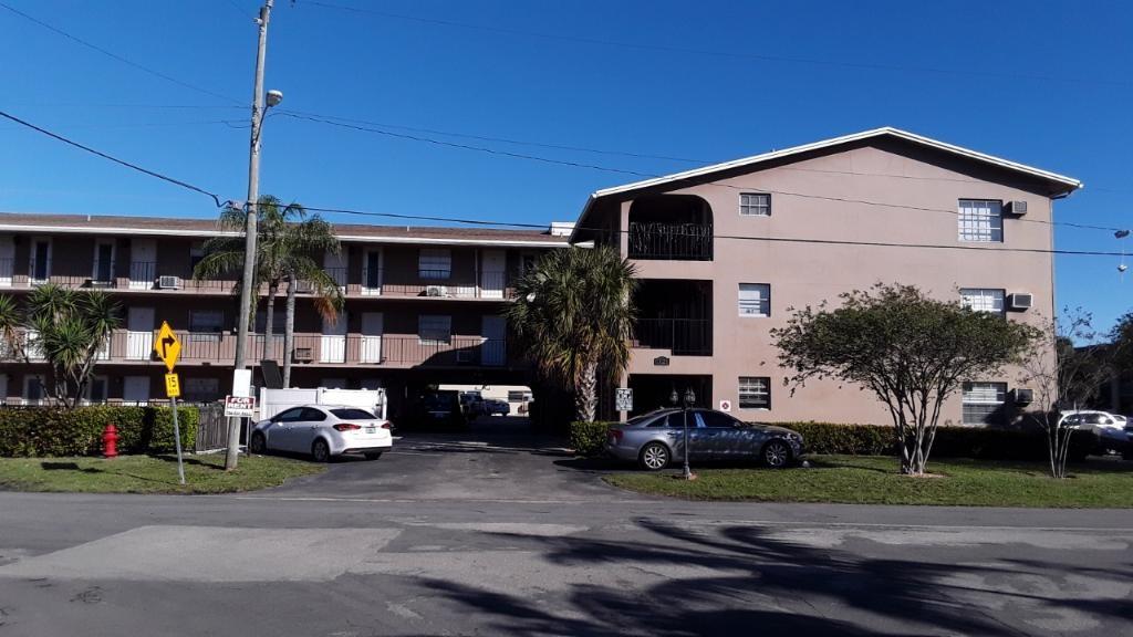 1021 NE 24th Ave 14, Pompano Beach, FL 33062
