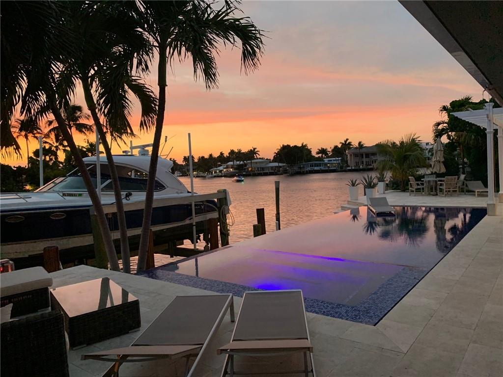 2485 SE 8th St, Pompano Beach, FL 33062