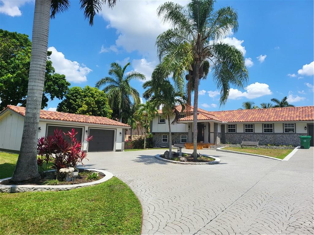 11081 SW 30th Ct, Davie, FL 33328