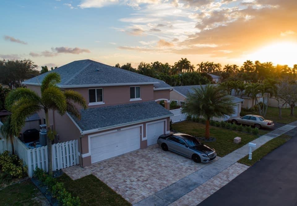 7050 SW 41st Ct, Davie, FL 33314