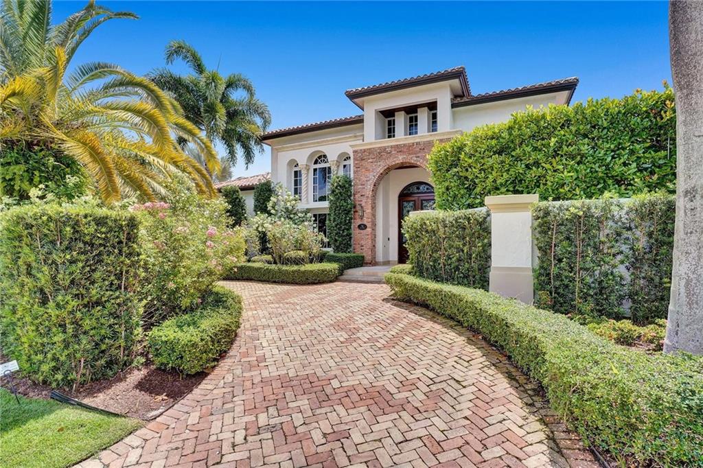 710 NE 24th Way, Fort Lauderdale, FL 33304