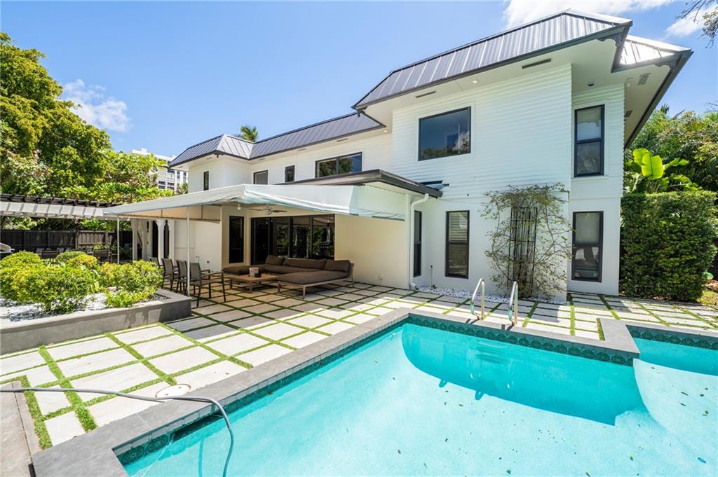 3300 NE 17th Ct, Fort Lauderdale, FL 33305