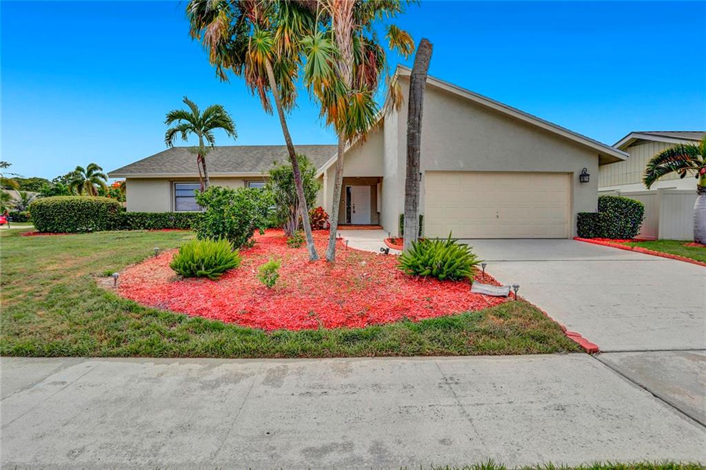 17599 Weeping Willow Trl 17599