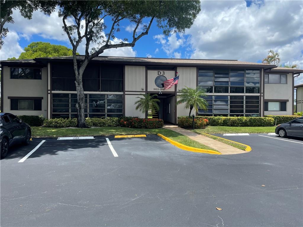 9959 N Belfort Cir, Tamarac, FL 33321