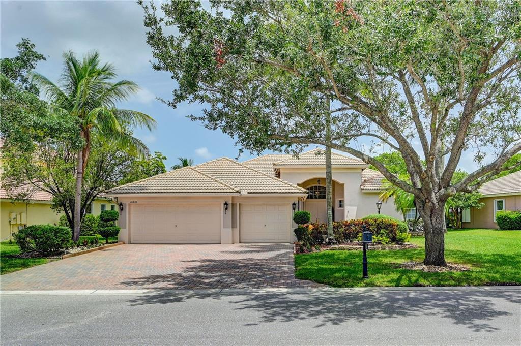10885 NW 66th Ct, Parkland, FL 33076