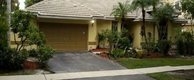 1861 NW 111th Ave, Plantation, FL 33322
