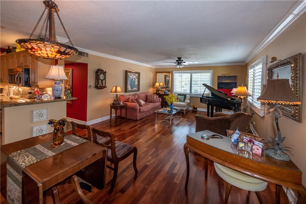 , Oakland Park, FL 33311