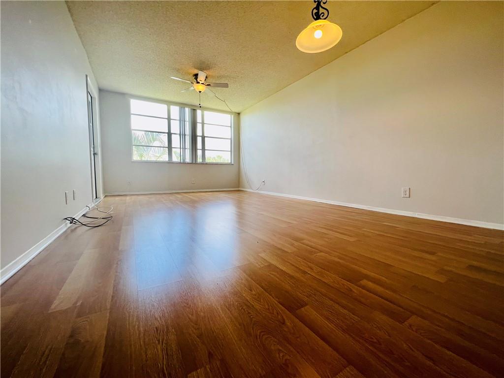 9441 Live Oak Pl 308, Davie, FL 33324